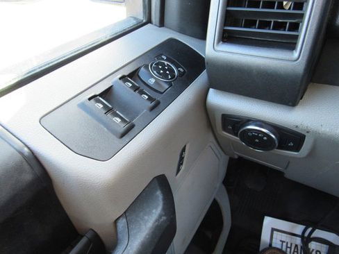Used 2018 Ford F550 4x4 Crew Cab Super Duty image 38