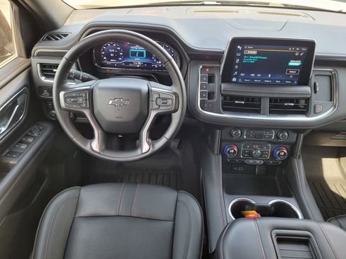 Used 2022 Chevrolet Tahoe RST w/ Luxury Package AWD/4WD image 12