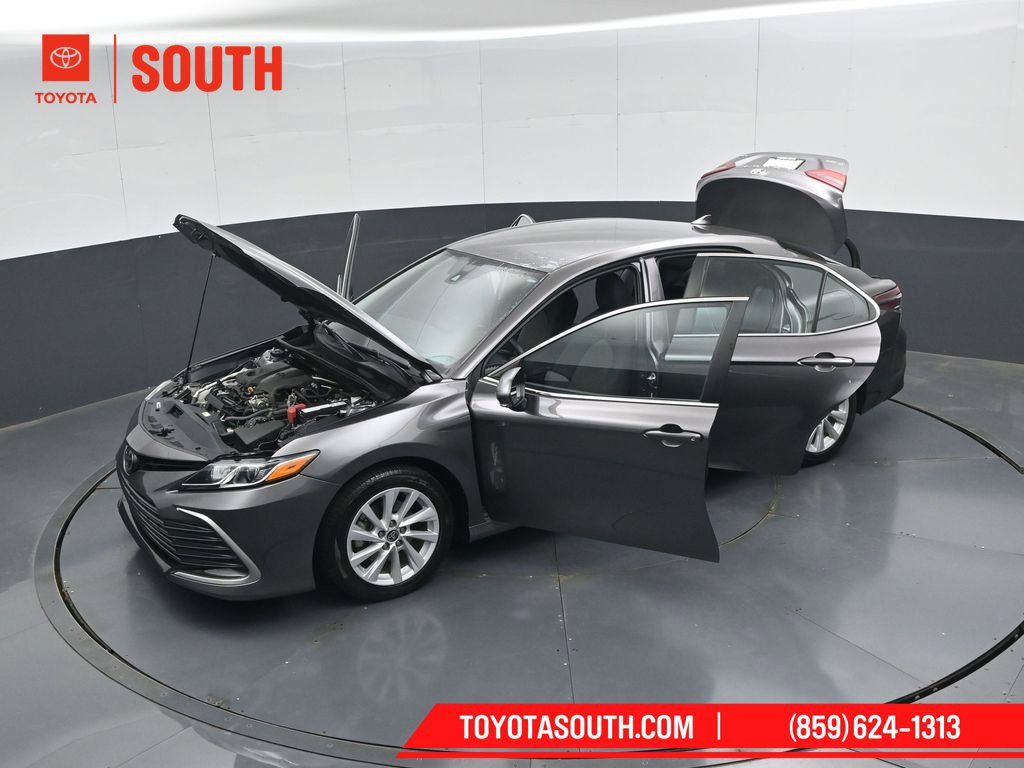Used 2022 Toyota Camry LE FWD image 50