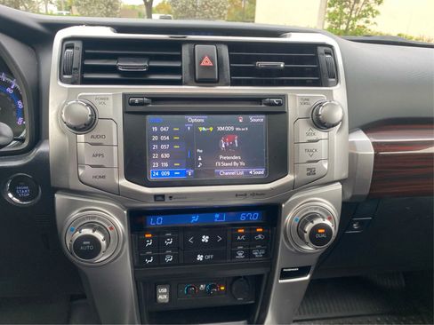 Used 2018 Toyota 4Runner Limited image 17