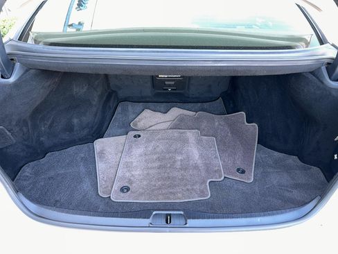Used 2013 Lexus LS 460 L w/ All-Weather Pkg RWD image 27