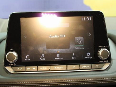 Used 2021 Nissan Rogue S image 21