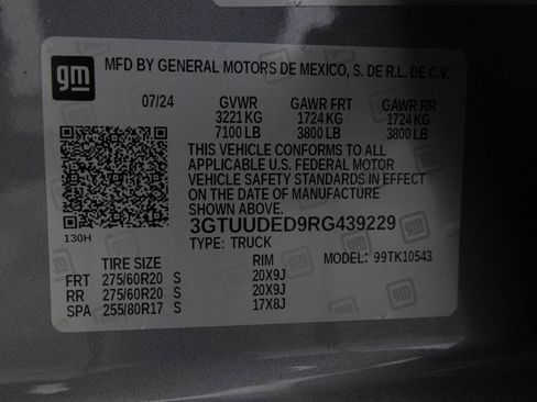 Used 2024 GMC Sierra 1500 SLT w/ SLT Premium Plus Package AWD/4WD image 51