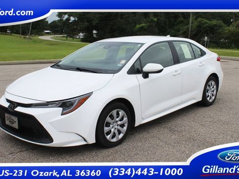 Used 2022 Toyota Corolla LE FWD image 1