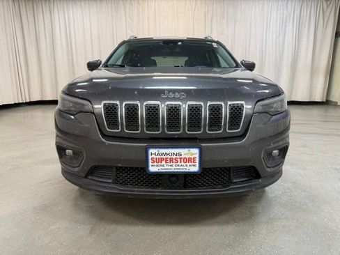 Used 2021 Jeep Cherokee Latitude Lux w/ Mopar Interior Package AWD/4WD image 12