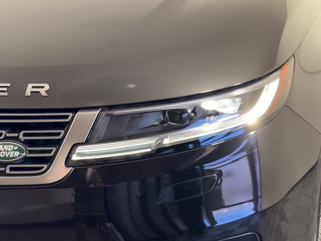 New 2027 Land Rover Range Rover Sport SE AWD/4WD image 12