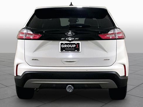 Used 2021 Ford Edge SEL w/ Convenience Package AWD/4WD image 4