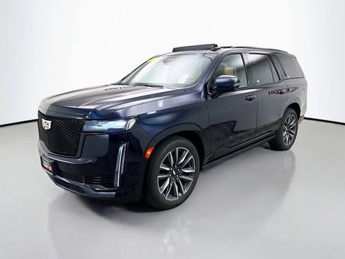 Used 2024 Cadillac Escalade Sport w/ Touring Package AWD/4WD image 3