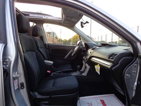 Used 2015 Subaru Forester 2.5i Premium w/ All-Weather Package image 12