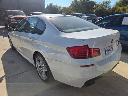Used 2011 BMW 550i Sedan image 3