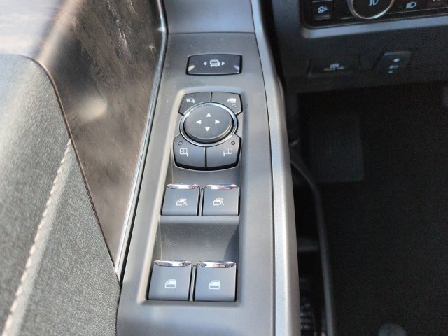 New 2026 Ford F250 Lariat w/ Black Appearance Package AWD/4WD image 25