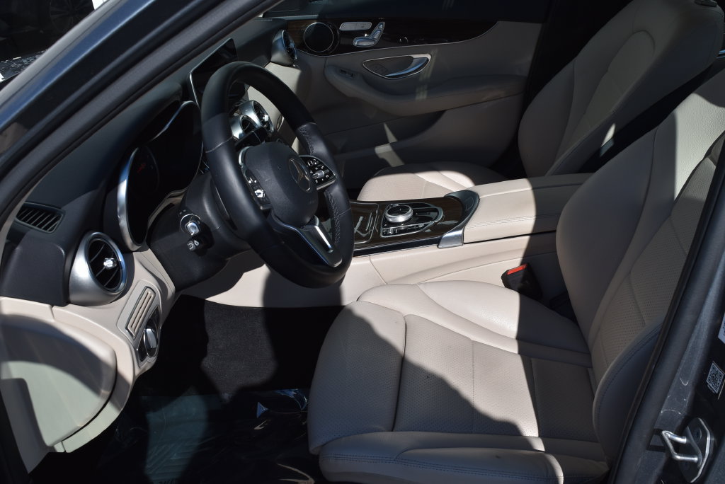 Used 2020 Mercedes-Benz C 300 4MATIC Sedan image 8