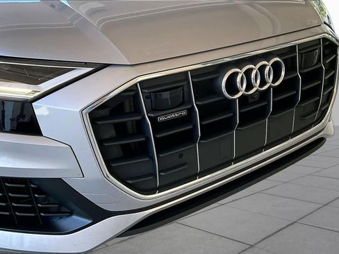 Used 2022 Audi Q8 Premium Plus AWD/4WD image 30