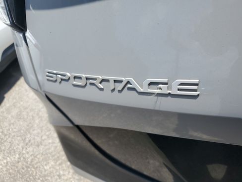 Used 2023 Kia Sportage SX FWD image 8
