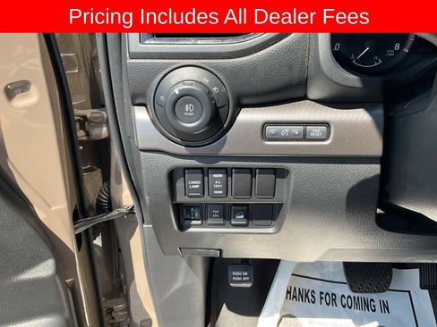 Used 2021 Nissan Titan PRO-4X w/ Pro-4x Convenience Package AWD/4WD image 7