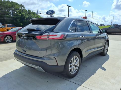Used 2022 Ford Edge SEL AWD/4WD image 5