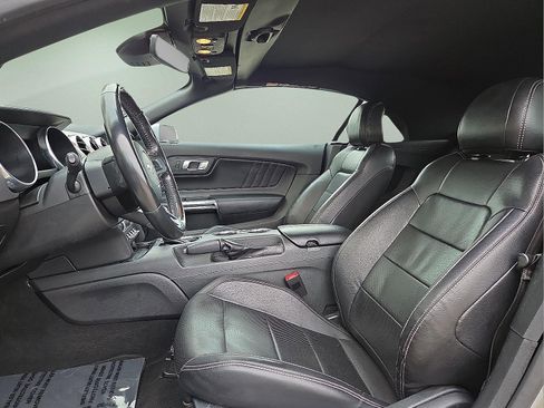 Used 2023 Ford Mustang Premium image 14