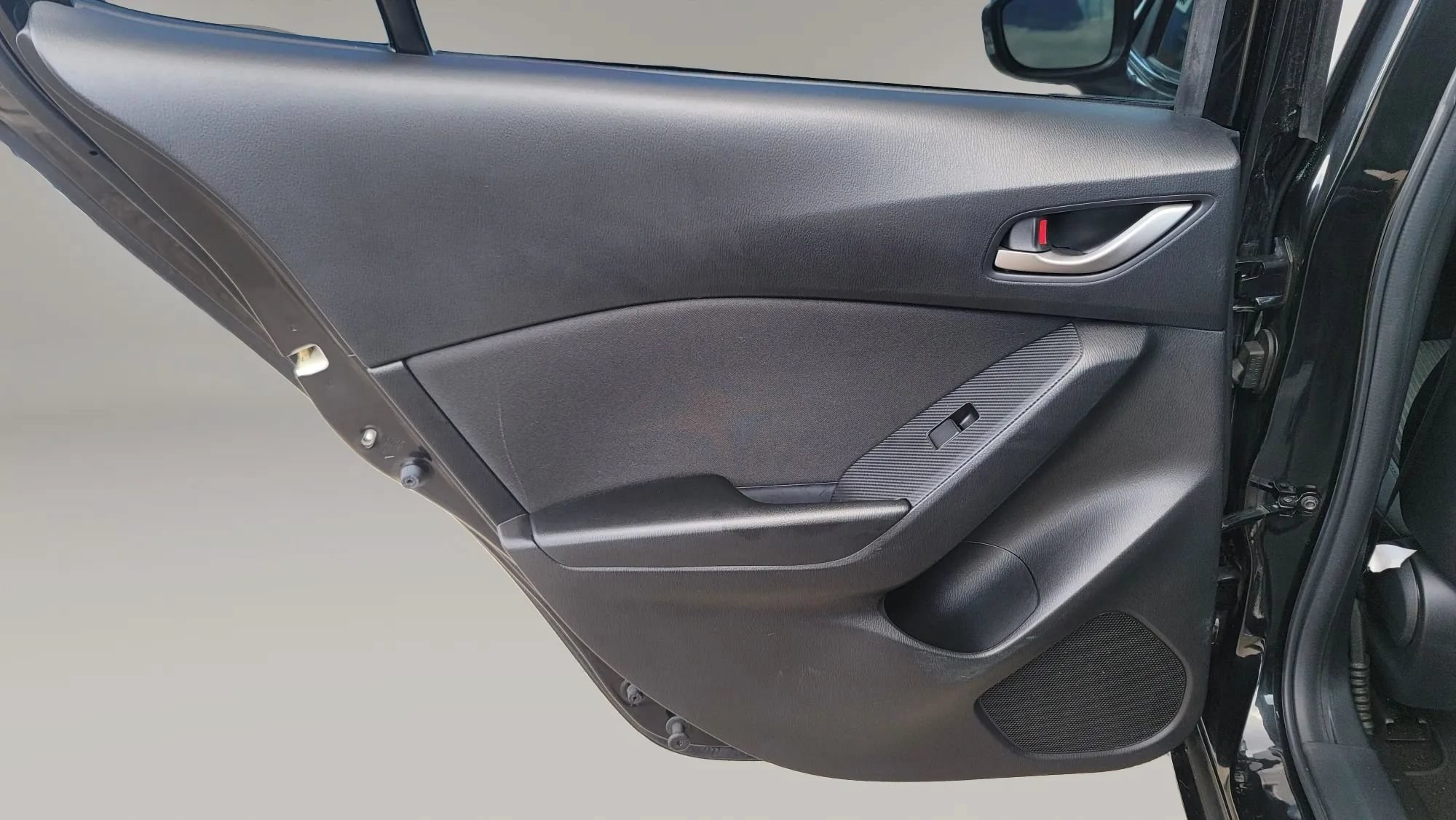 Used 2016 MAZDA MAZDA3 i Touring FWD image 12