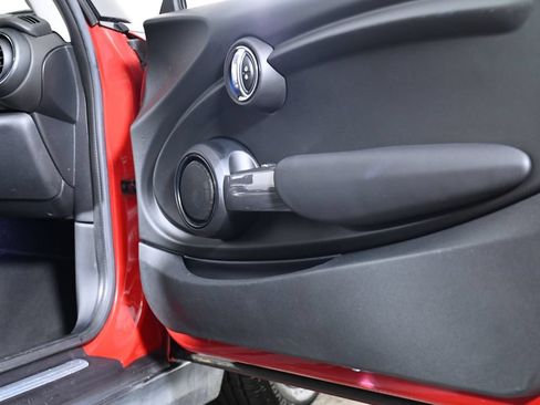 Used 2015 MINI Cooper 2-Door Hardtop FWD image 28