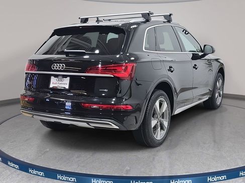 Used 2023 Audi Q5 2.0T Premium w/ Convenience Package image 6