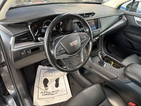 Used 2019 Cadillac XT5 Luxury AWD/4WD image 16
