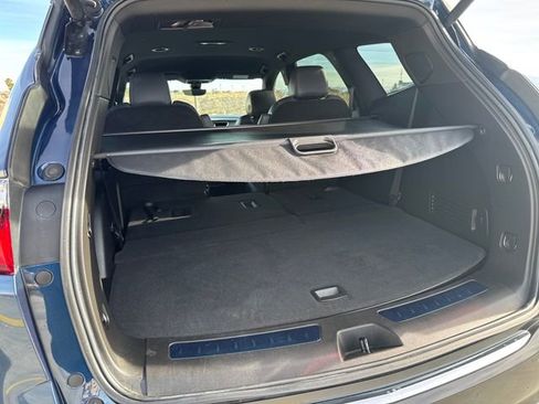 Used 2023 Buick Enclave Premium image 28