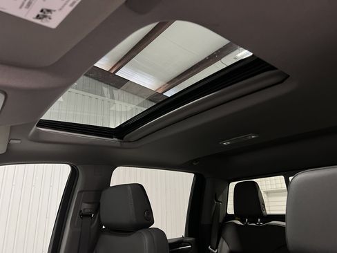 New 2025 GMC Sierra 2500 SLT w/ Texas SLT Premium Package image 17