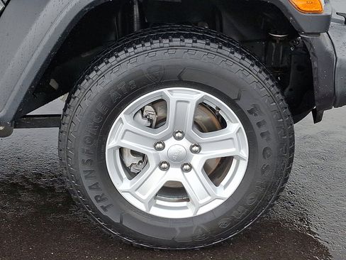 Used 2018 Jeep Wrangler Unlimited Sport S image 8