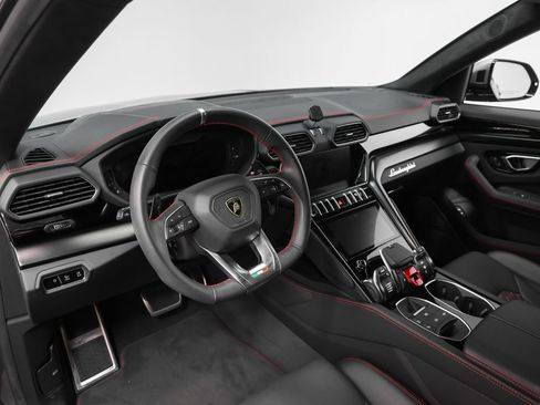 Used 2024 Lamborghini Urus S AWD/4WD image 68
