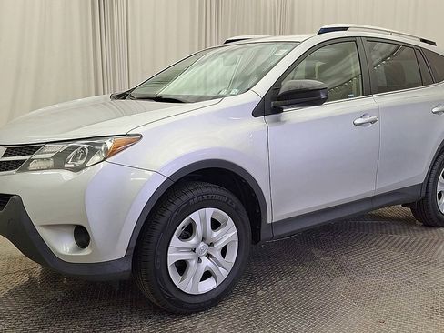 Used 2013 Toyota RAV4 LE image 7