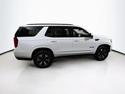 Used 2023 GMC Yukon AT4 w/ AT4 Premium Package image 4