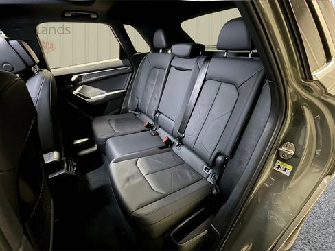 Certified 2024 Audi Q3 2.0T Premium w/ Convenience Package image 23