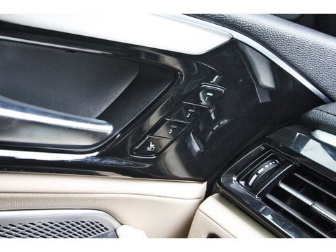 Used 2023 Acura MDX FWD image 23