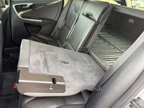 Used 2012 Volvo XC60 T6 image 82