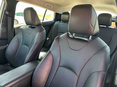 Used 2022 Toyota Prius AWD image 14