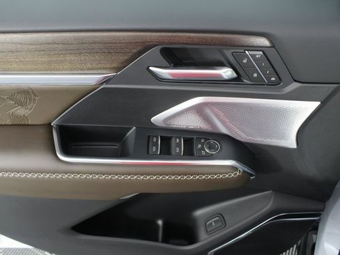 New 2026 GMC Acadia Denali Ultimate image 16