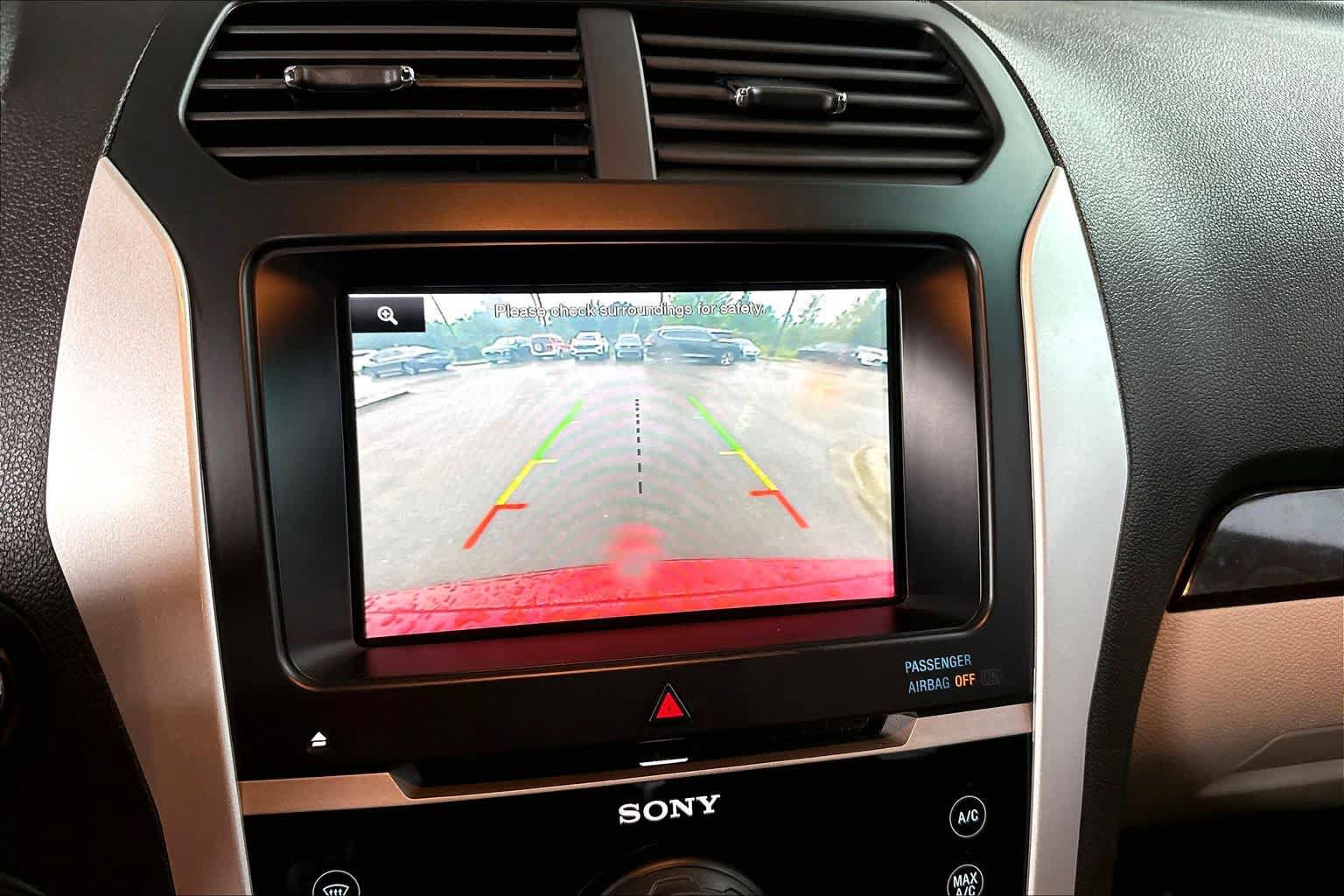 Used 2015 Ford Explorer Limited w/ Equipment Group 302A FWD image 19