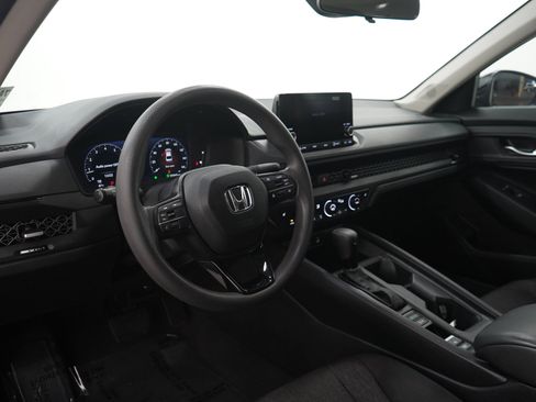Used 2023 Honda Accord EX image 22