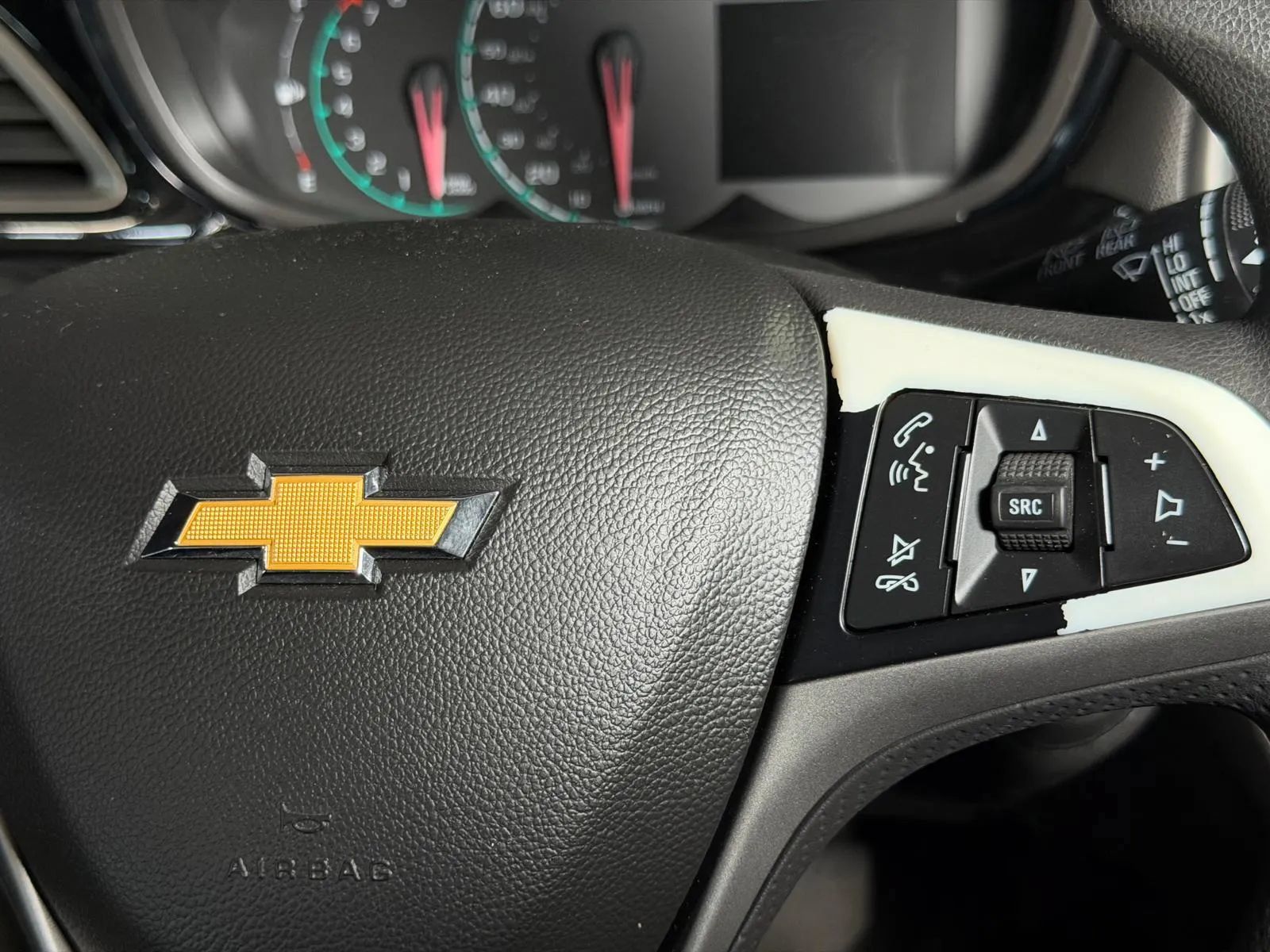 Used 2020 Chevrolet Spark LT FWD image 28