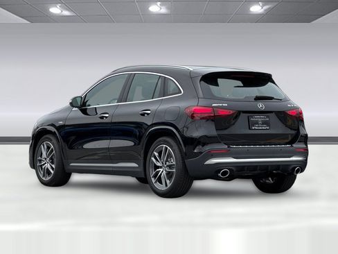 Used 2025 Mercedes-Benz GLA 35 AMG 4MATIC image 3