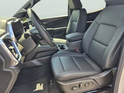 New 2026 GMC Canyon Elevation w/ Convenience Package RWD image 20