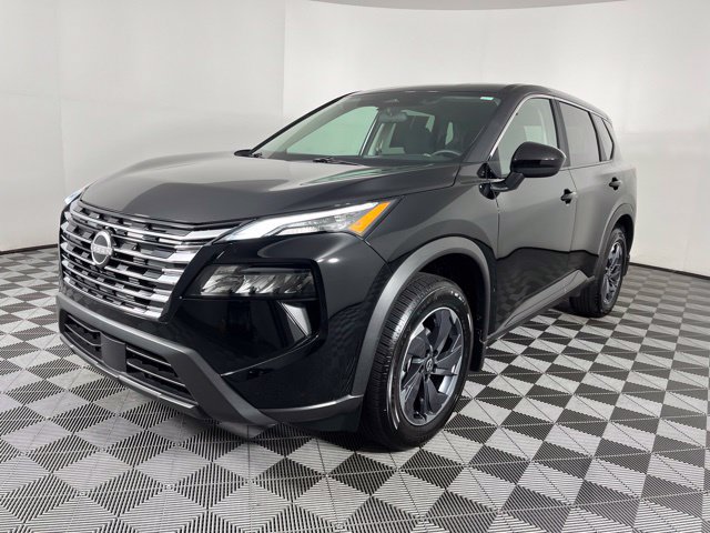 Certified 2026 Nissan Rogue SV FWD image 6