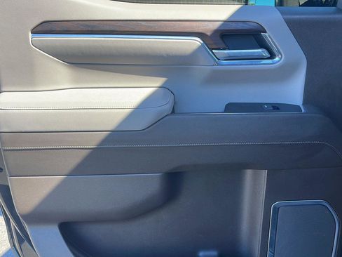 Used 2025 GMC Sierra 1500 SLT image 22