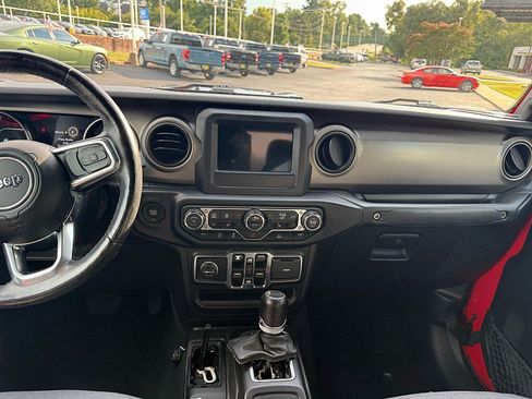 Used 2020 Jeep Gladiator Sport w/ Quick Order Package 24S AWD/4WD image 15