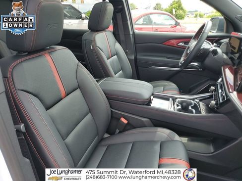Certified 2026 Chevrolet Traverse RS w/ LPO, Floor Liner Package AWD/4WD image 31