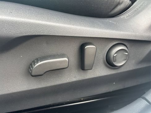 Used 2023 Subaru Outback Premium image 37