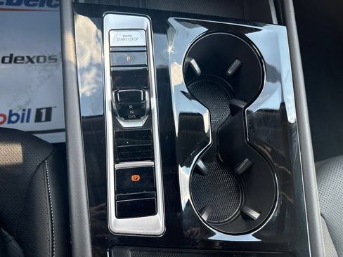 Used 2026 Volkswagen Atlas SE FWD image 28