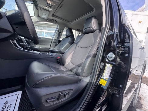 Used 2025 Toyota RAV4 XLE Premium image 14