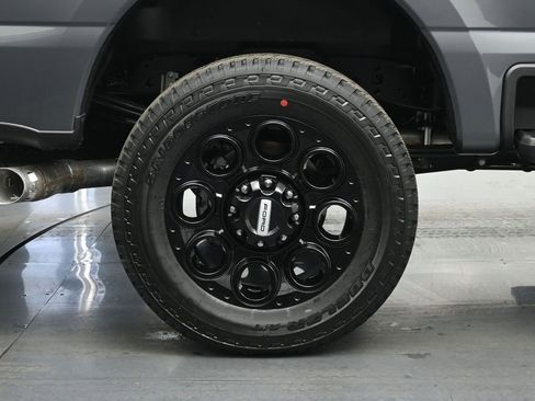 New 2026 Ford F250 Lariat w/ Black Appearance Package image 22