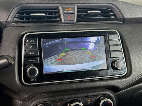 Used 2020 Nissan Versa S image 19